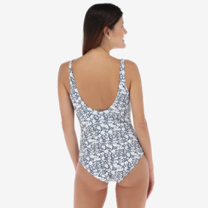 Traje de baño post mastectomía, diseño estampado floral